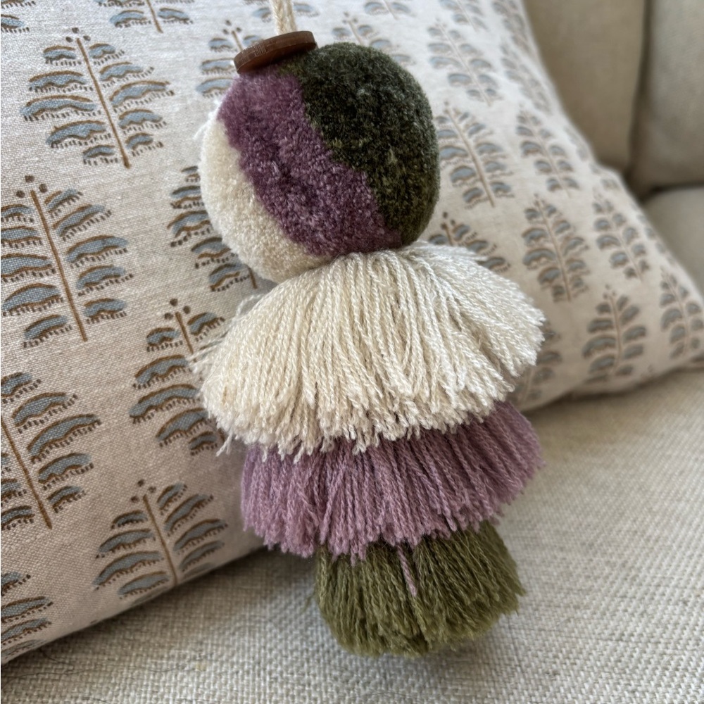 Squeeze de Citron Multicolor Pom Pom  Tassel